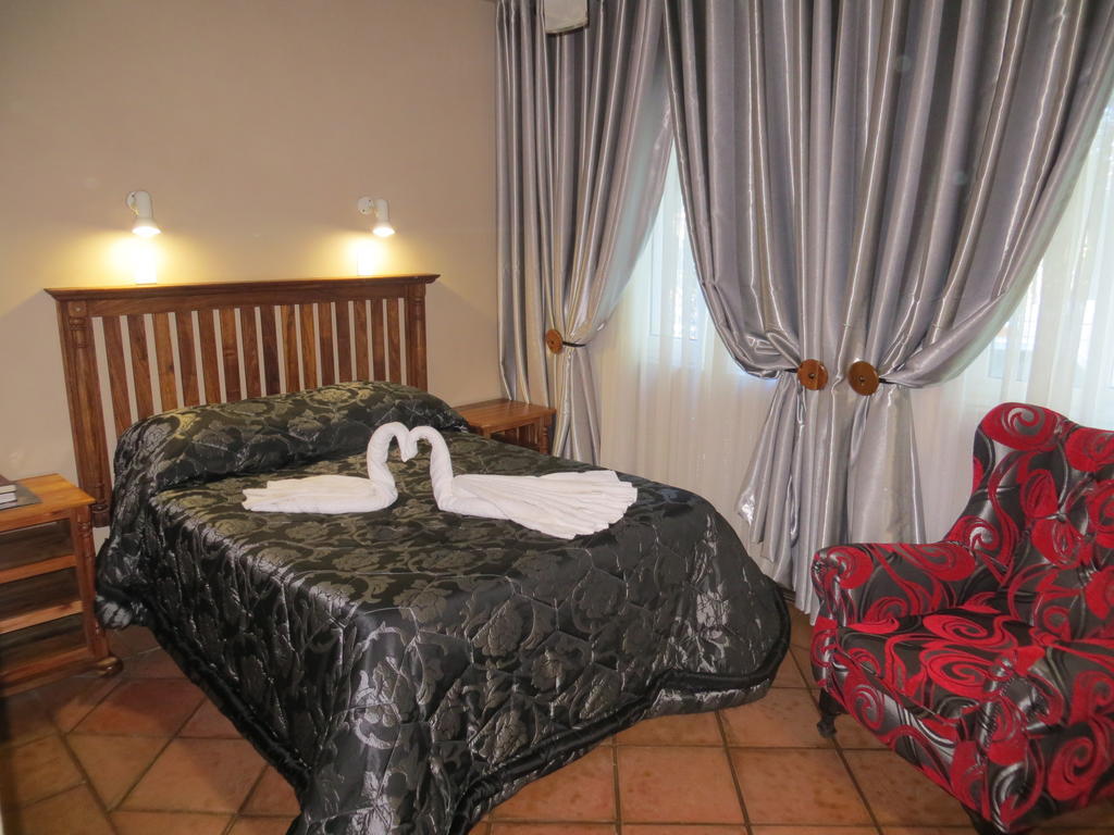 Ivory Tusk Lodge Tzaneen Phòng bức ảnh